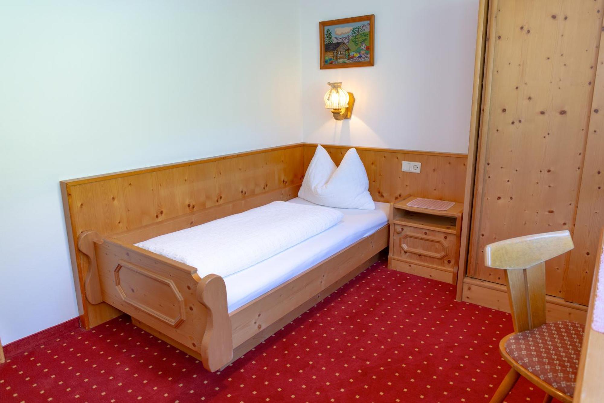 רדשטאדט Hubergut Appartements מראה חיצוני תמונה