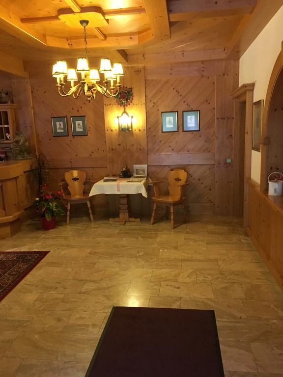 רדשטאדט Hubergut Appartements מראה חיצוני תמונה