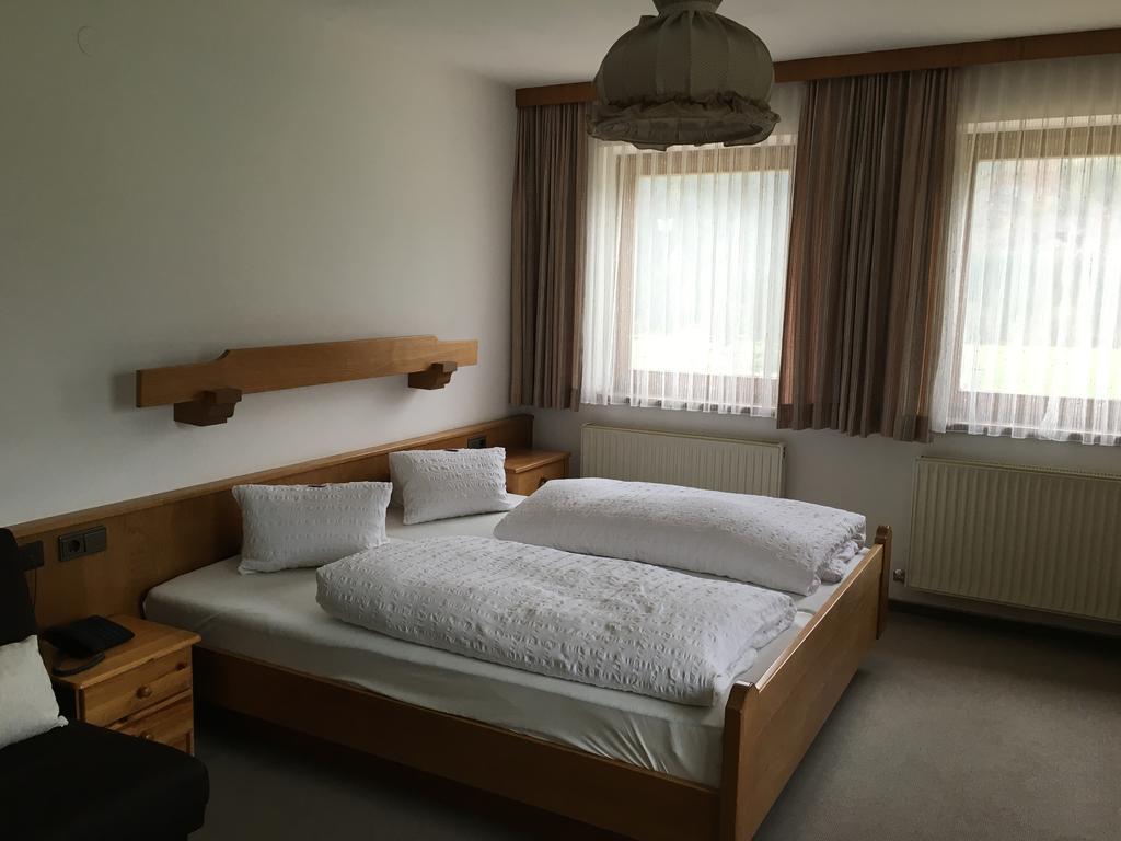 רדשטאדט Hubergut Appartements מראה חיצוני תמונה