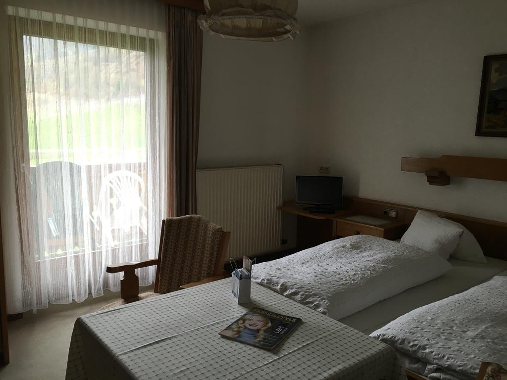 רדשטאדט Hubergut Appartements מראה חיצוני תמונה