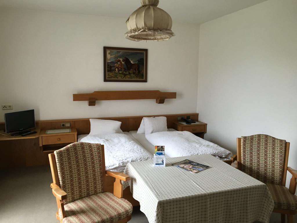 רדשטאדט Hubergut Appartements מראה חיצוני תמונה
