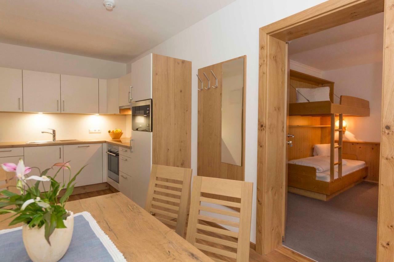 רדשטאדט Hubergut Appartements מראה חיצוני תמונה